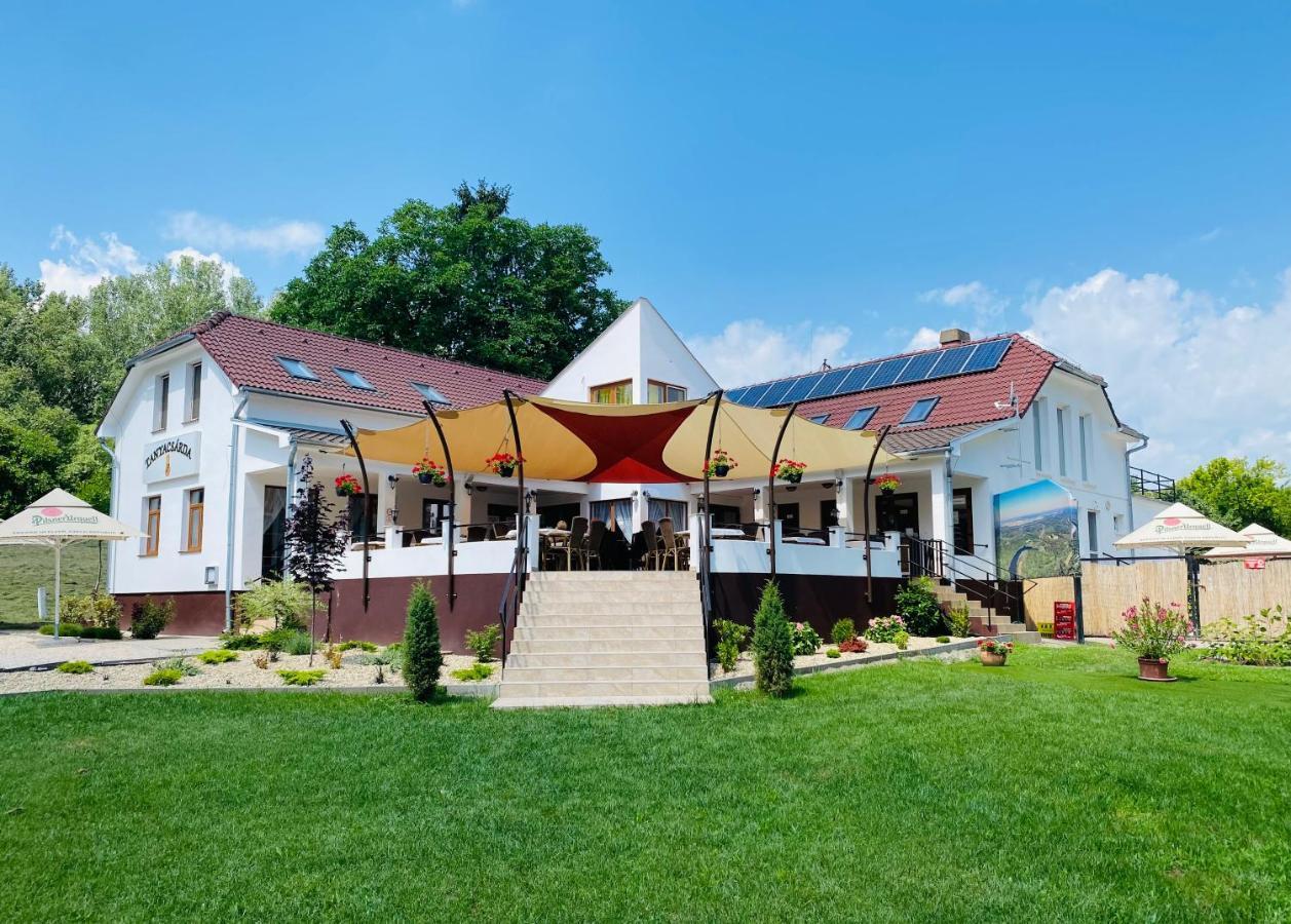 Tanyacsarda Panzio Bed & Breakfast Baja Exterior photo